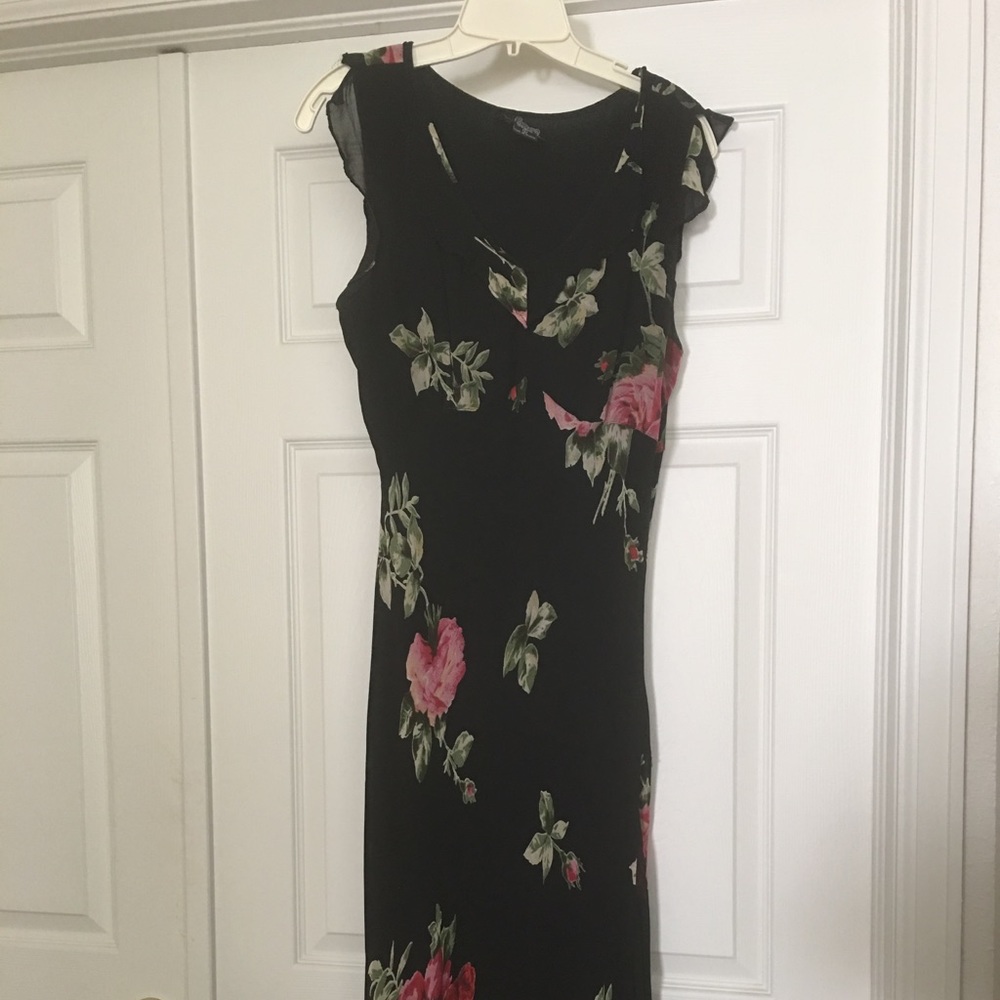 🎉HP🎉Romantic lined dress. - Picture 1 of 5